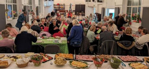 Buffet-and-partygoers-cropped