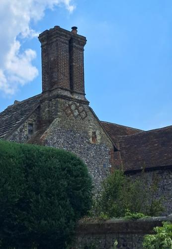 Old Erringham Cottage 06 by Leila P