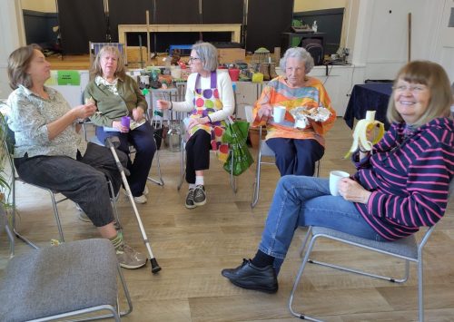Plant sale helpers lunch 01