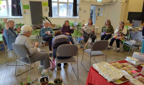 Plant sale helpers lunch 02