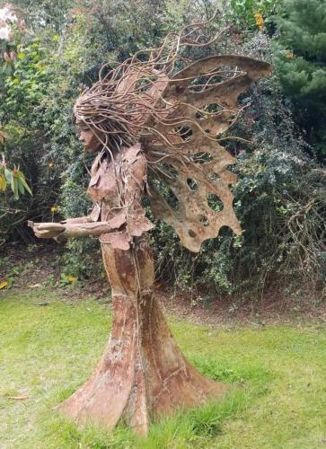 Sculpture at Pashley Manor by Leila P